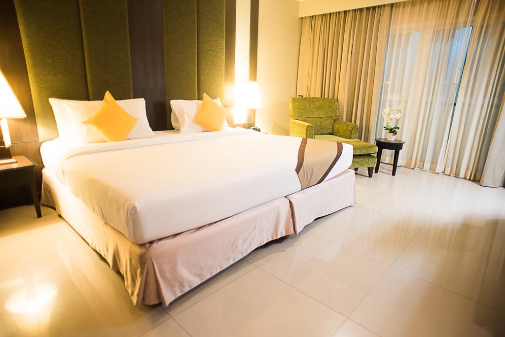 Intimate Hotel Pattaya - Sha Extra Plus Екстер'єр фото